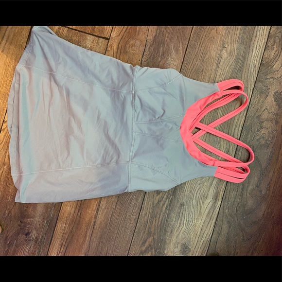lululemon tank top - Picture 4 of 6